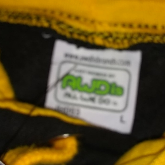 NWOT Wellcoda apparel sweatshirt hoodie. - Picture 8 of 12